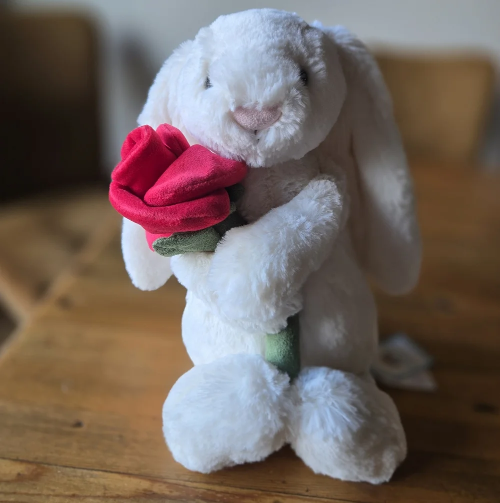 Jellycat Cream Bunny With Rose Soft & Plush 12.2x4.7x3.5" BNWT Authentic - Picture 4 of 7